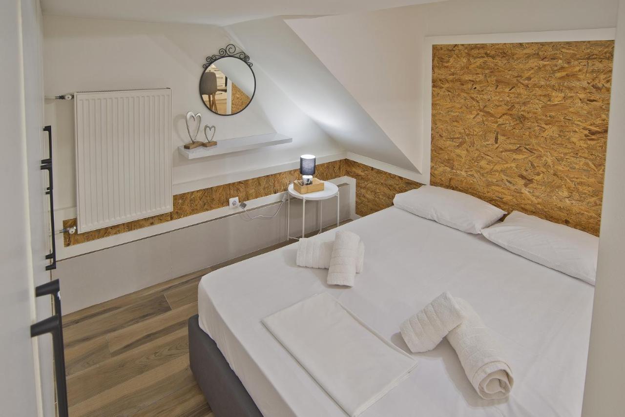 Thiseio Central Apartment Athens Ngoại thất bức ảnh